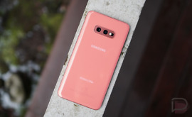 Samsung Galaxy S10e